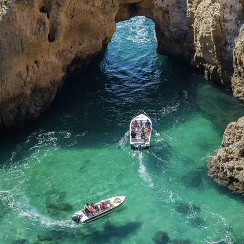 Boat tour through the Ponta da Piedade rock formations
